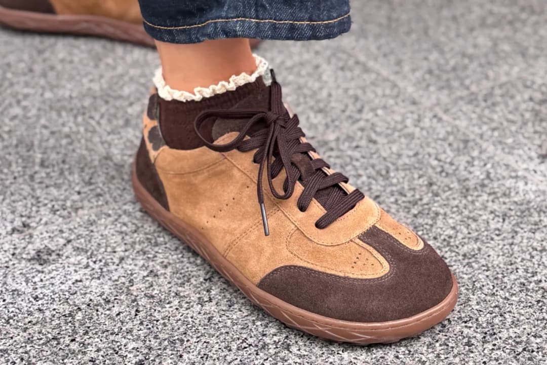 Buty na haluksy: Jak wybrać komfortowe i stylowe obuwie?