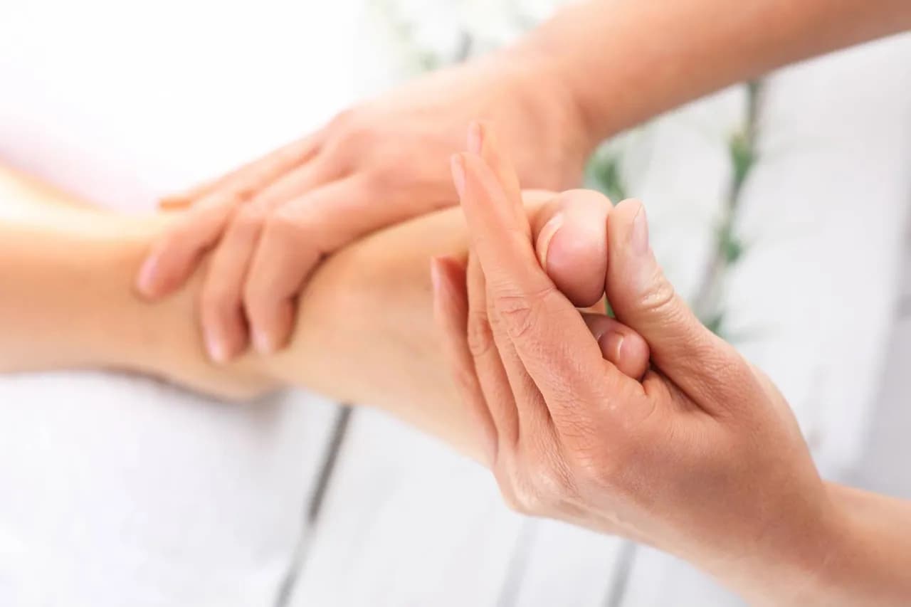 Rekonwalescencja po operacji haluksa: poradnik krok po kroku